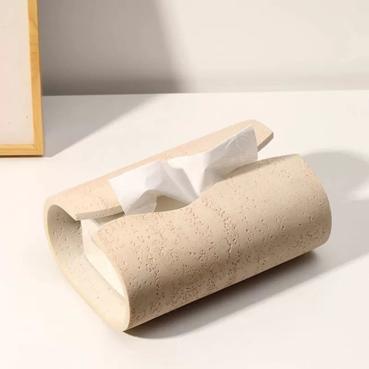 Textured Resin Tissue Holder