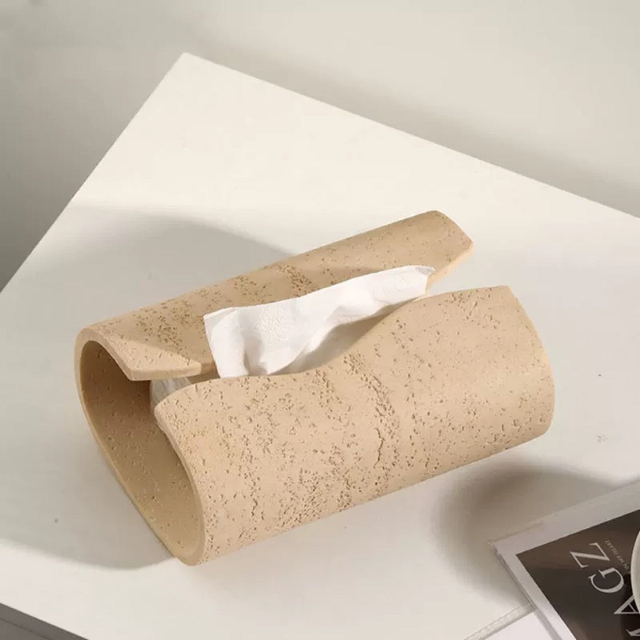 Textured Resin Tissue Holder